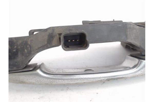 Recambio de maneta exterior delantero derecha para renault laguna ii (bg0) 2.0 16v ide (bg0n) referencia OEM IAM 7701472931  