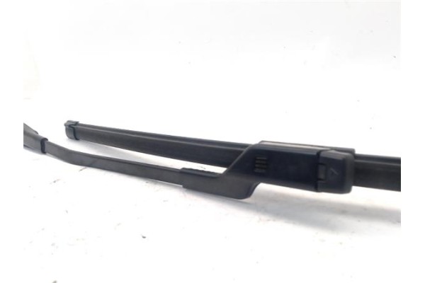 Recambio de brazo limpiaparabrisas delantero derecho para opel astra k berlina 5p 1.6 dynamic referencia OEM IAM 13418991  