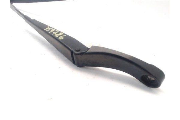 Recambio de brazo limpiaparabrisas delantero derecho para opel astra k berlina 5p 1.6 dynamic referencia OEM IAM 13418991  