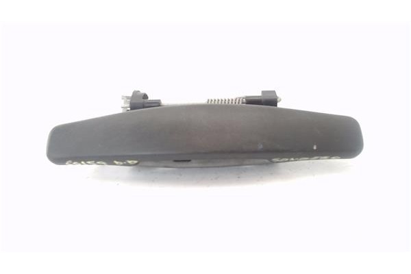 Recambio de maneta exterior delantero derecha para dacia sandero i 1.4 referencia OEM IAM 8200733838  