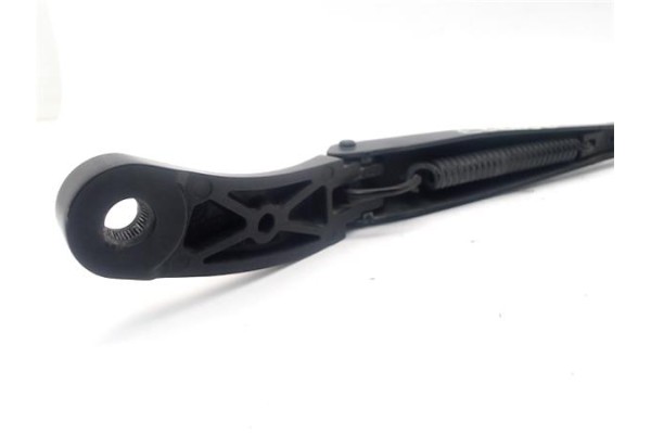 Recambio de brazo limpiaparabrisas delantero izquierdo para opel astra k berlina 5p 1.6 dynamic referencia OEM IAM 13418990  