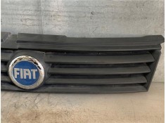 Recambio de rejilla capo para fiat stilo (192) 1.9 jtd (192_xe1a) referencia OEM IAM 71718788  