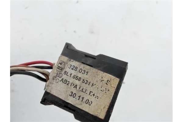 Recambio de retrovisor electrico izquierdo para audi a3 (8l) referencia OEM IAM 8L1858531HF3F2 328031 