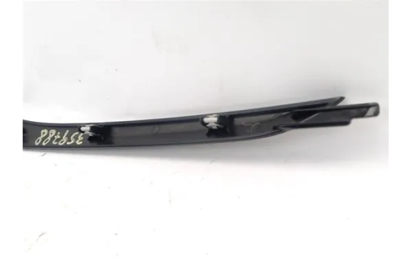 Recambio de embellecedor salpicadero para opel astra k berlina 5p 1.6 dynamic referencia OEM IAM 13481997 13481998 