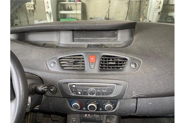 Recambio de salpicadero para renault scenic iii (jz) 1.5 grand expression referencia OEM IAM 663603851R  
