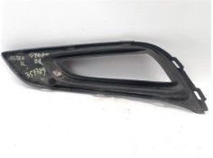 Recambio de moldura paragolpes delantero derecha para opel astra k berlina 5p 1.6 dynamic referencia OEM IAM 13469588  