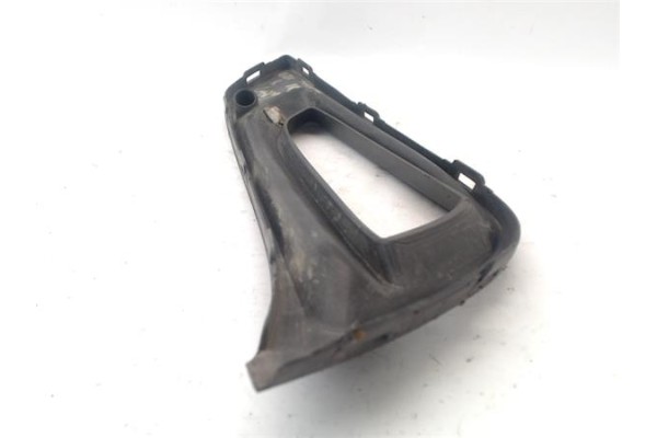Recambio de moldura paragolpes delantero derecha para opel astra k berlina 5p 1.6 dynamic referencia OEM IAM 13469588  