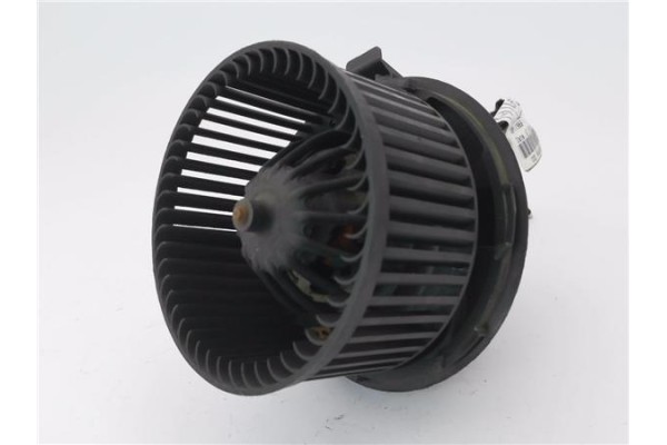 Recambio de motor calefaccion para dacia sandero i 1.4 referencia OEM IAM 272106020R 6001552011 