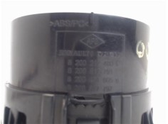 Recambio de rejilla entrada de aire para dacia logan 1 1.6 prestige referencia OEM IAM 8200212480G  