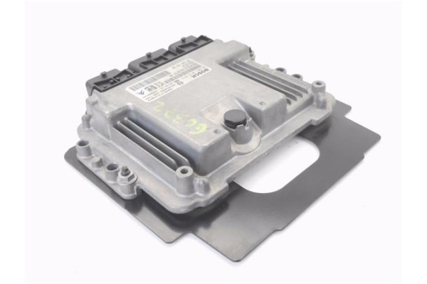 Recambio de centralita para citroen c4 grand picasso 1.6 hdi referencia OEM IAM 1942WW 0281013872 