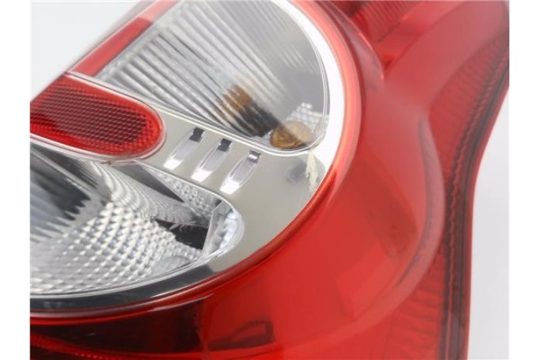 Recambio de piloto trasero derecho para dacia sandero i 1.4 referencia OEM IAM 8200734824  