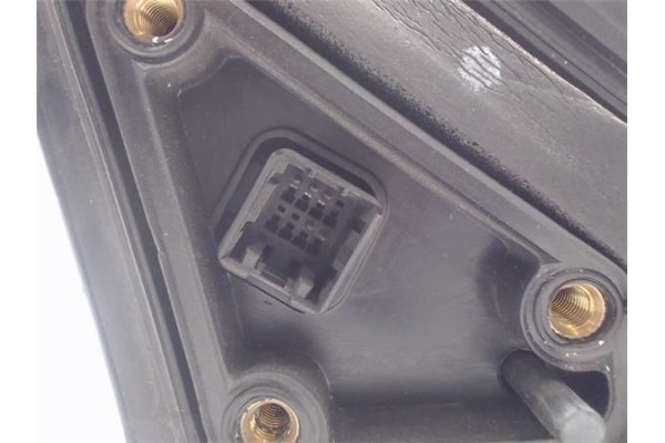 Recambio de retrovisor electrico izquierdo para hyundai accent (lc) referencia OEM IAM E4012129  