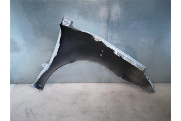 Recambio de aleta delantero izquierda para citroen c4 berlina 1.6 16v referencia OEM IAM 7840Q3 L00052 7841S2 , CITROËN