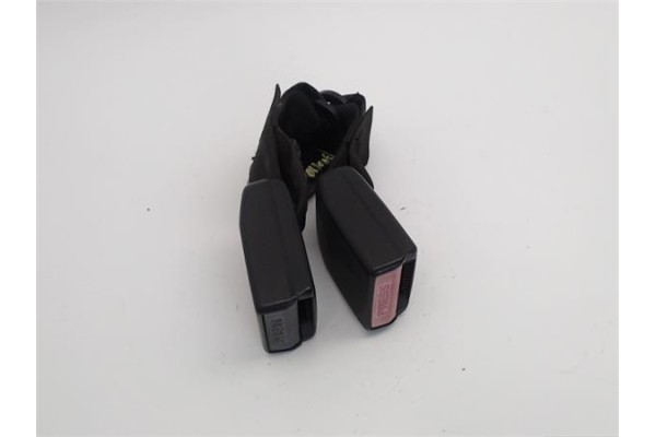 Recambio de enganche cinturon para dacia logan 1 1.6 prestige referencia OEM IAM 6075227D  