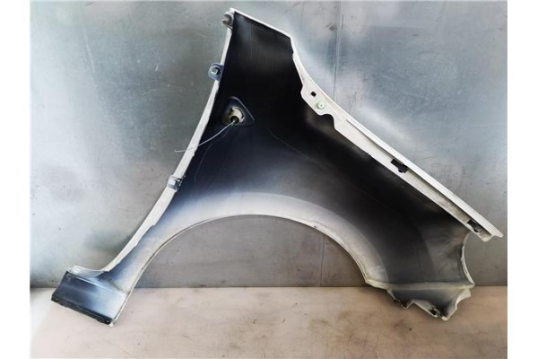 Recambio de aleta delantero izquierda para renault kangoo ii (f/kw0) 1.5 furgón compact comfort referencia OEM IAM 631011587R  