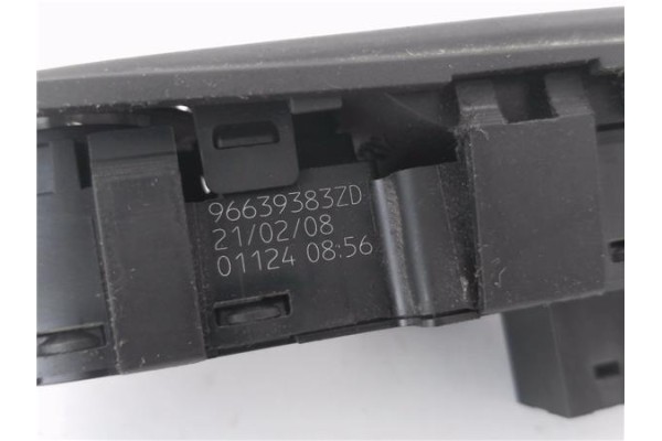 Recambio de mando elevalunas delantero izquierdo para citroen c4 grand picasso 1.6 hdi referencia OEM IAM 6554YH 96639383ZD 