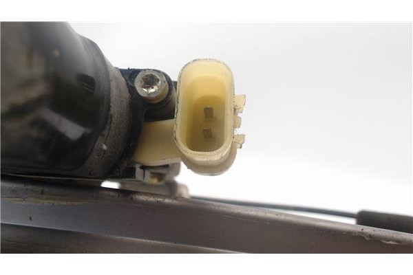 Recambio de mecanismo elevalunas delantero izquierdo para hyundai getz (tb) referencia OEM IAM 988101C100  