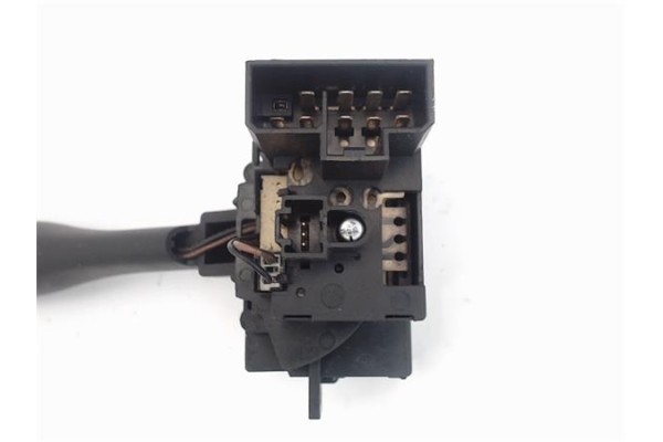 Recambio de mando limpiaparabrisas para nissan vanette cargo (hc23) 2.3 d referencia OEM IAM 257sa54394779d  