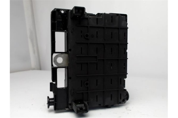 Recambio de caja fusibles/rele para peugeot 206 1.4 16v referencia OEM IAM 9650664080 42123817 
