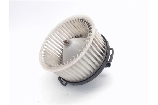 Recambio de motor calefaccion para mazda 3 berlina (bk) 1.6 di turbo referencia OEM IAM HB1118940000  