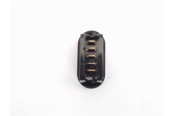Recambio de mando elevalunas delantero izquierdo para dacia logan 1 1.6 prestige referencia OEM IAM 8200602227 602227 