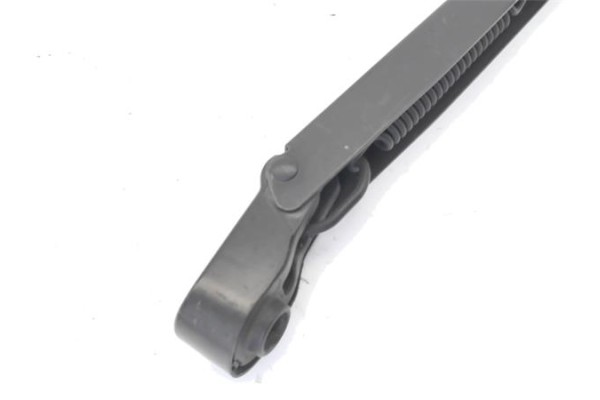 Recambio de brazo limpiaparabrisas delantero derecho para citroen c2 1.4 hdi referencia OEM IAM 6429W6  