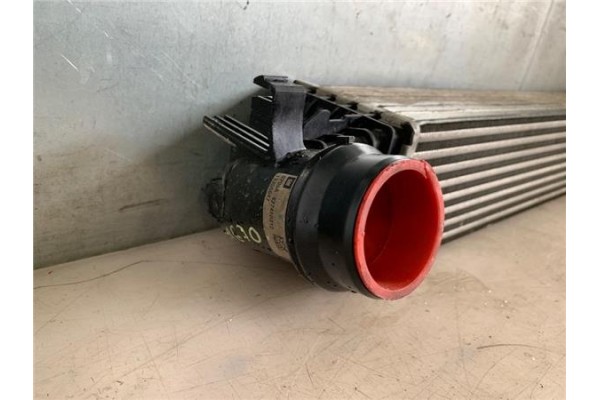 Recambio de intercooler para opel astra k berlina 5p 1.6 dynamic referencia OEM IAM 39185909  