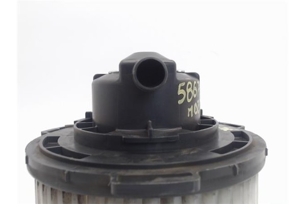 Recambio de motor calefaccion para mazda 3 berlina (bk) 1.6 di turbo referencia OEM IAM HB1118940000  