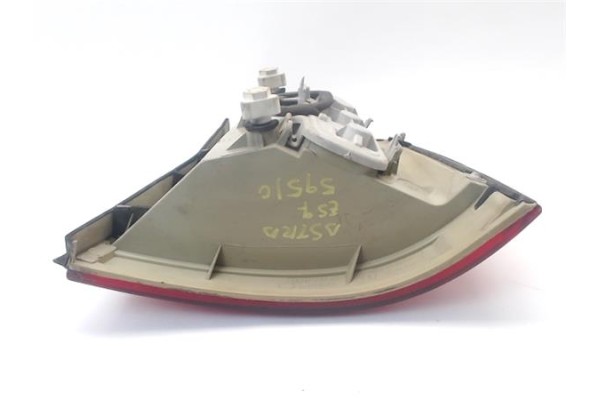 Recambio de piloto trasero izquierdo para opel astra g berlina 1.6 16v referencia OEM IAM 90521542  