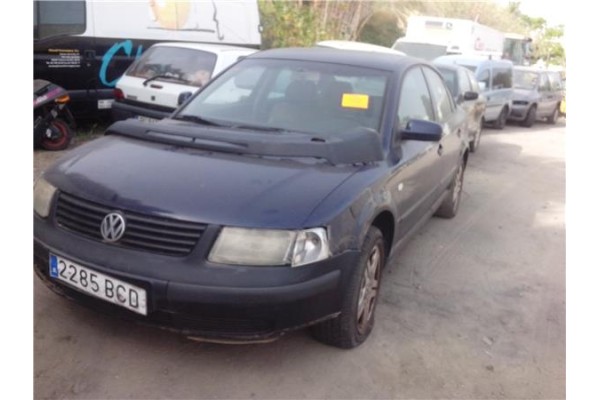 volkswagen passat berlina (3b2) del año 2000