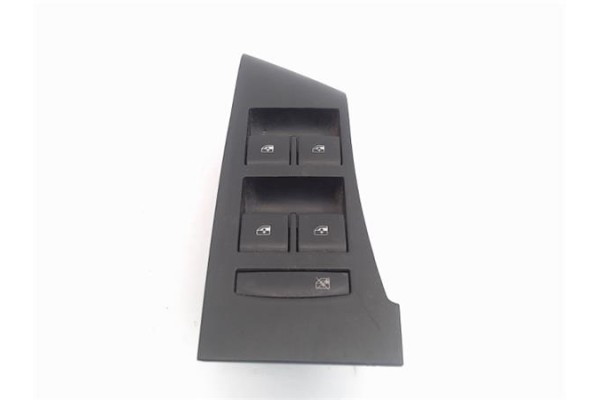 Recambio de mando elevalunas delantero izquierdo para opel astra j berlina 5p 1.6 excellence referencia OEM IAM 13305011  