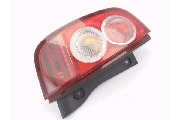 Recambio de piloto trasero izquierdo para nissan micra (k12e) 1.2 16v referencia OEM IAM B6550AX710  