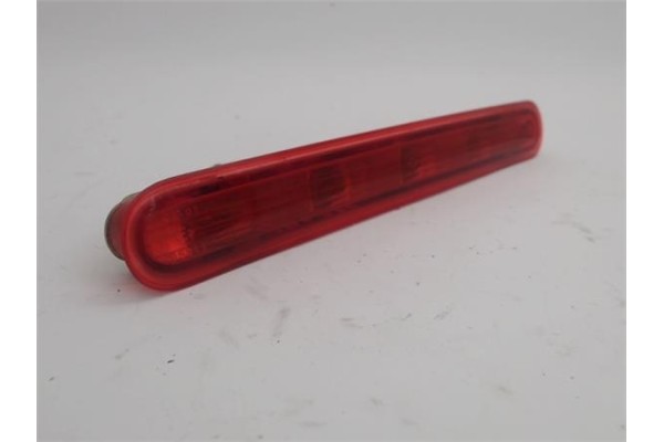 Recambio de luz central de freno para peugeot 207 1.6 confort referencia OEM IAM 6350Y2 5727891 