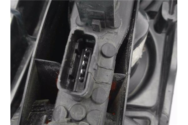 Recambio de piloto trasero izquierdo para nissan micra (k12e) 1.2 16v referencia OEM IAM B6550AX710  