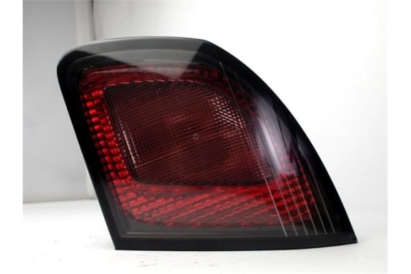 Recambio de piloto porton trasero izquierdo para nissan primera berlina (p11) 2.0 comfort referencia OEM IAM 265559F628  