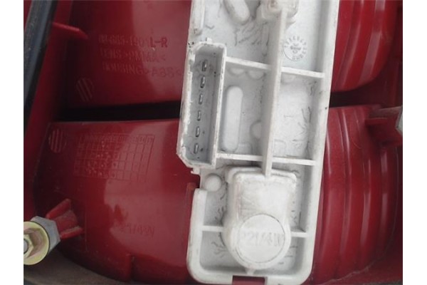 Recambio de piloto trasero izquierdo para skoda fabia (6y2/6y3) 1.4 referencia OEM IAM 6Y6945095  