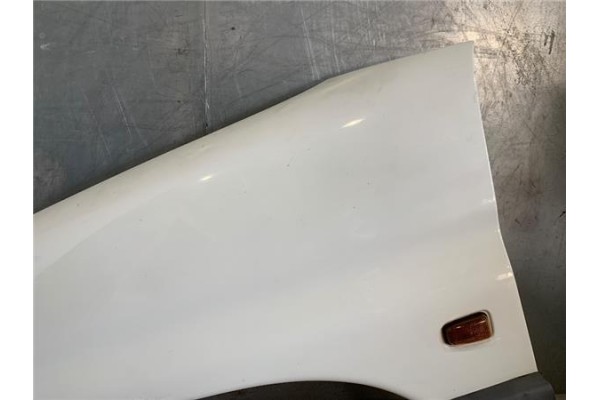 Recambio de aleta delantero izquierda para peugeot partner (s1) 1.9 break referencia OEM IAM 7840H5  