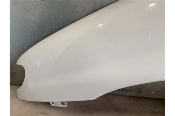 Recambio de aleta delantero izquierda para peugeot partner (s1) 1.9 break referencia OEM IAM 7840H5  
