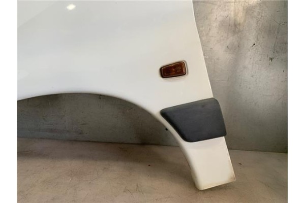 Recambio de aleta delantero izquierda para peugeot partner (s1) 1.9 break referencia OEM IAM 7840H5  
