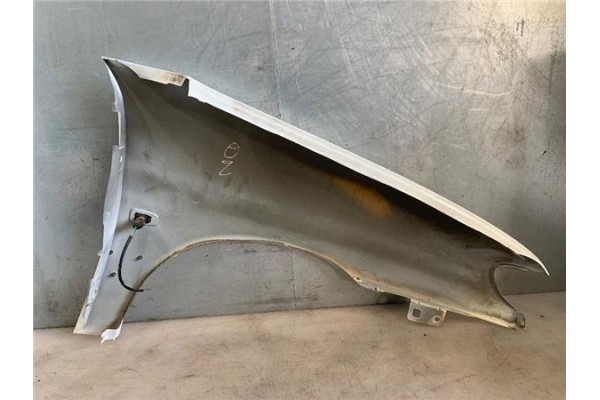 Recambio de aleta delantero izquierda para peugeot partner (s1) 1.9 break referencia OEM IAM 7840H5  
