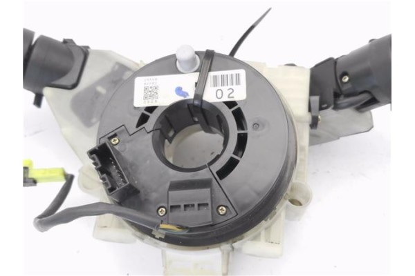 Recambio de mando intermitencia para nissan micra (k12e) 1.2 16v referencia OEM IAM 25560AX602  