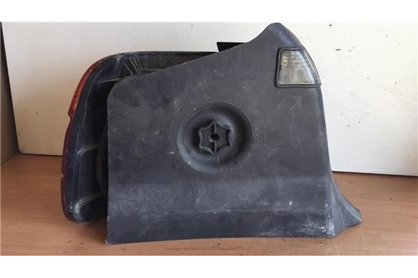 Recambio de piloto trasero derecho para bmw serie 3 compacto (e36) 1.6 316g referencia OEM IAM 8364934   Recambio de piloto trasero derecho para bmw serie 3 compacto (e36) 1.6 316g referencia OEM IAM 8364934