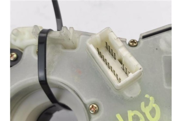 Recambio de mando intermitencia para nissan micra (k12e) 1.2 16v referencia OEM IAM 25560AX602  