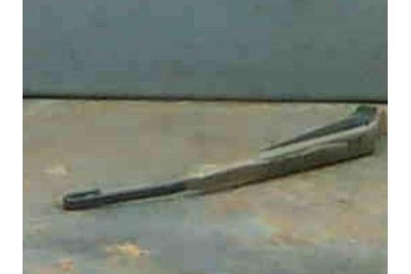 Recambio de brazo limpiaparabrisas trasero para ford focus (daw, dbw) 1.6 16v referencia OEM IAM 4684243  