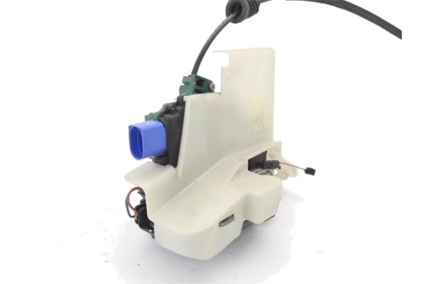 Recambio de cierre electromagnetico delantero izquierdo para volkswagen polo iv (9n1) 1.2 12v referencia OEM IAM 3B1837015AQ  
