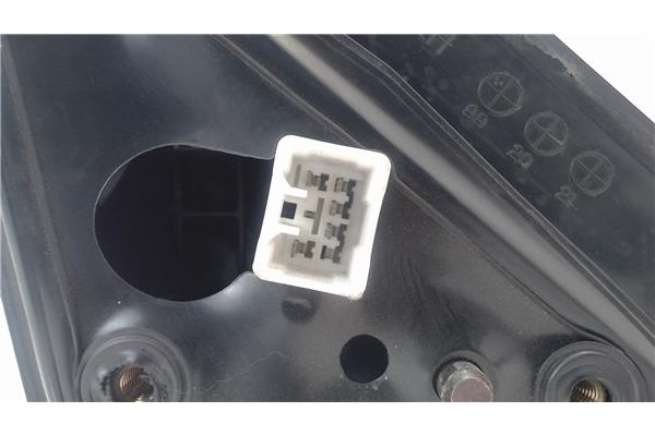 Recambio de retrovisor electrico izquierdo para daewoo nubira berlina referencia OEM IAM 96546906 E11015851 