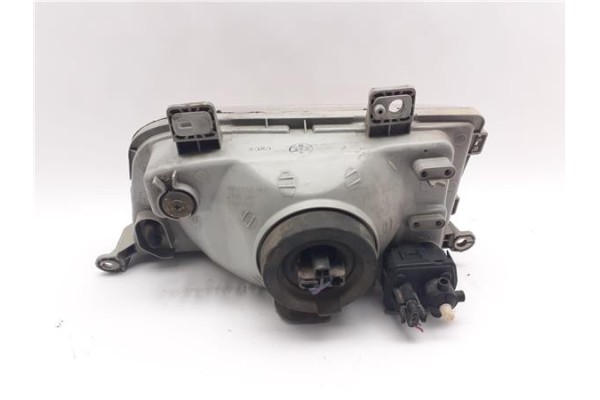 Recambio de faro delantero dcho para kia sportage 2.0 sportive (5-ptas.) referencia OEM IAM   