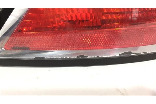 Recambio de piloto trasero derecho para opel astra h berlina 1.8 referencia OEM IAM 24451837 00865302 
