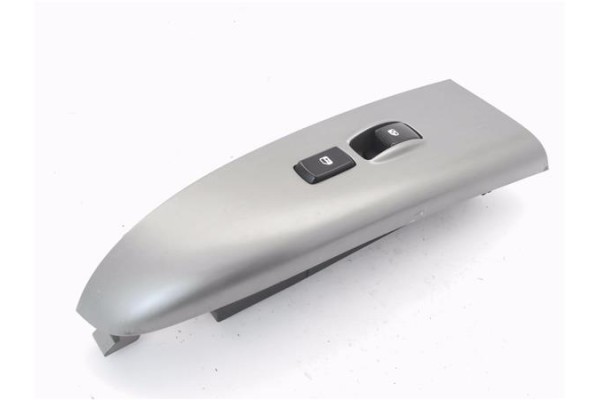 Recambio de mando elevalunas delantero derecho para kia carnival 2.9 crdi referencia OEM IAM 935754D120OT  