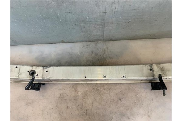 Recambio de refuerzo paragolpes para mercedes-benz clase c (bm 203) familiar 2.2 c 220 t cdi (la) (203.208) referencia OEM IAM A